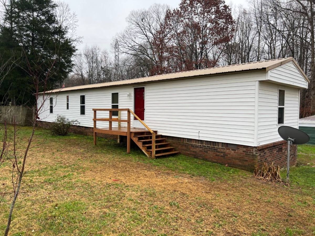 House for rent at 138 Sutton Court, Statesville, NC 28677