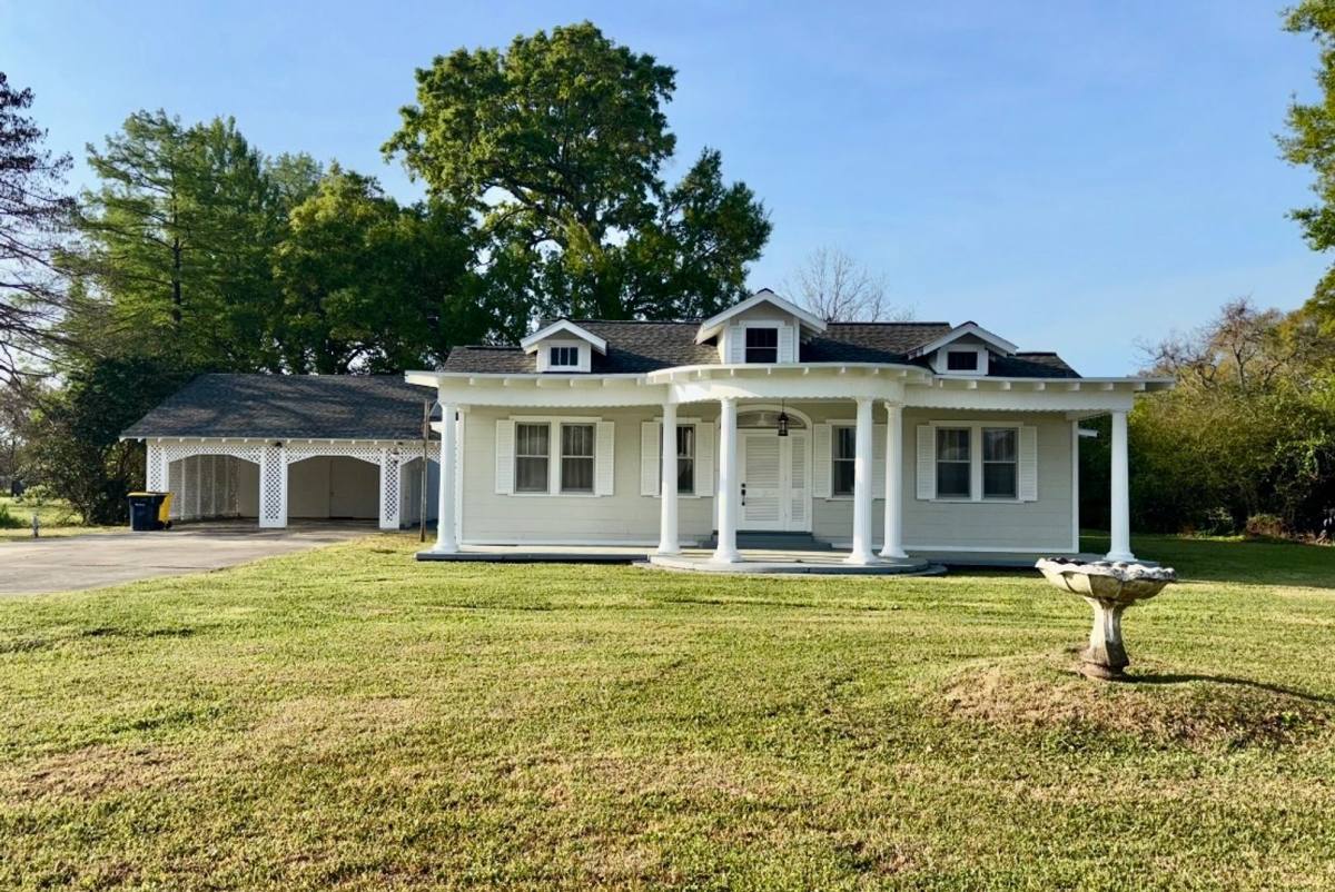 House for rent at 208 Saint Anne St, Carencro, LA 70520