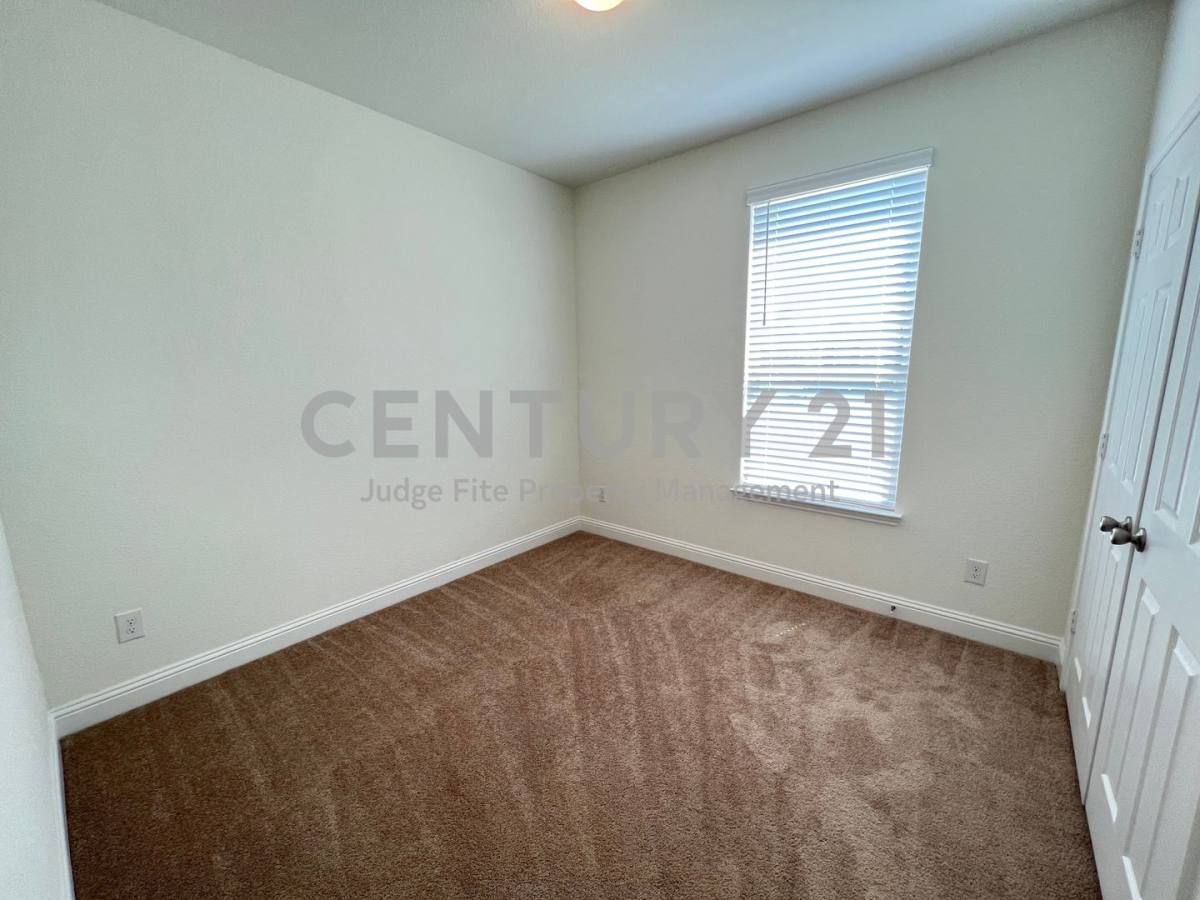 House for rent at 2605 Warren Lane, Aubrey, TX 76227