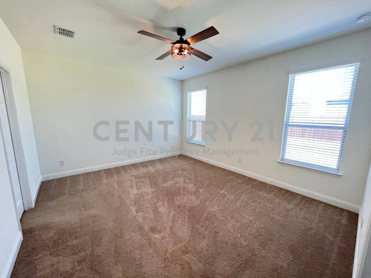 House for rent at 2605 Warren Lane, Aubrey, TX 76227