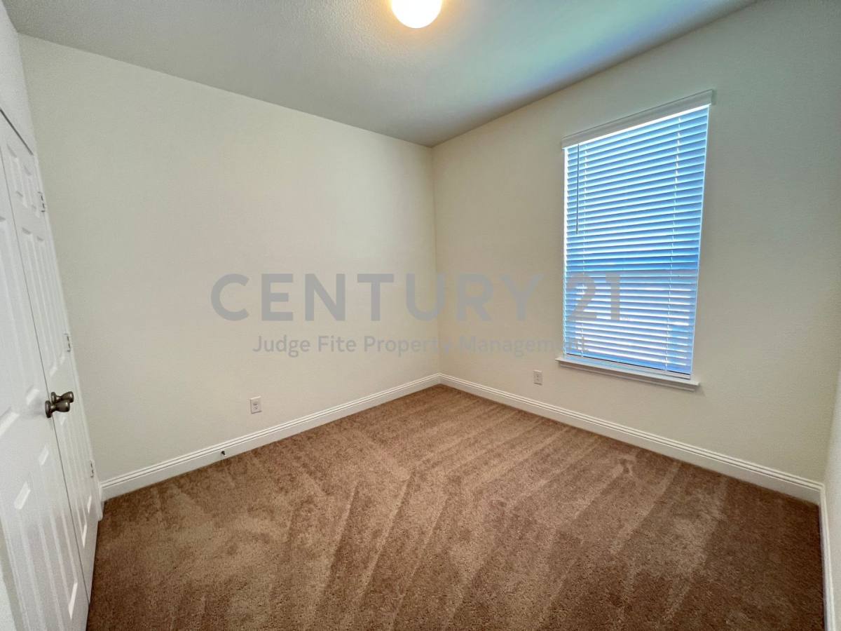House for rent at 2605 Warren Lane, Aubrey, TX 76227