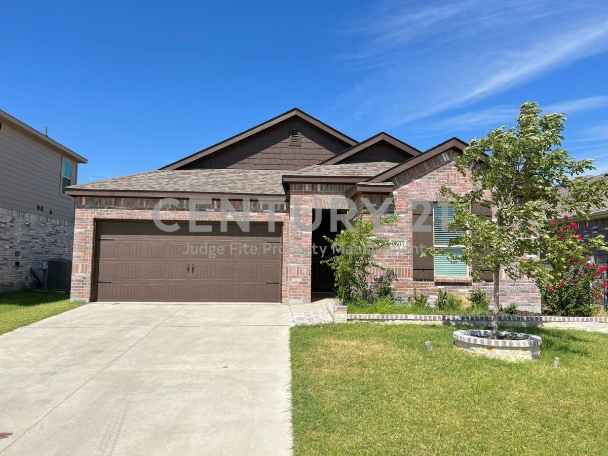 House for rent at 2605 Warren Lane, Aubrey, TX 76227