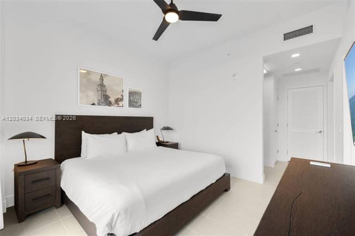 Condo for rent at 601 NE 1st Ave, Miami, FL 33132