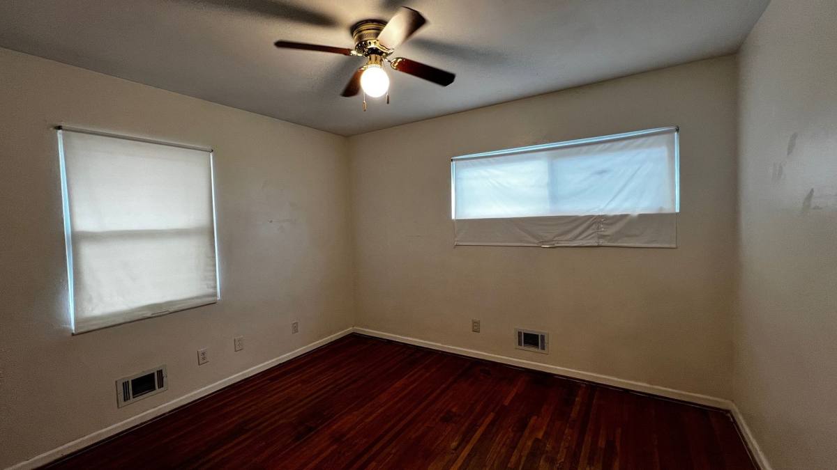 House for rent at 207 Robin Rd, Portsmouth, VA 23701