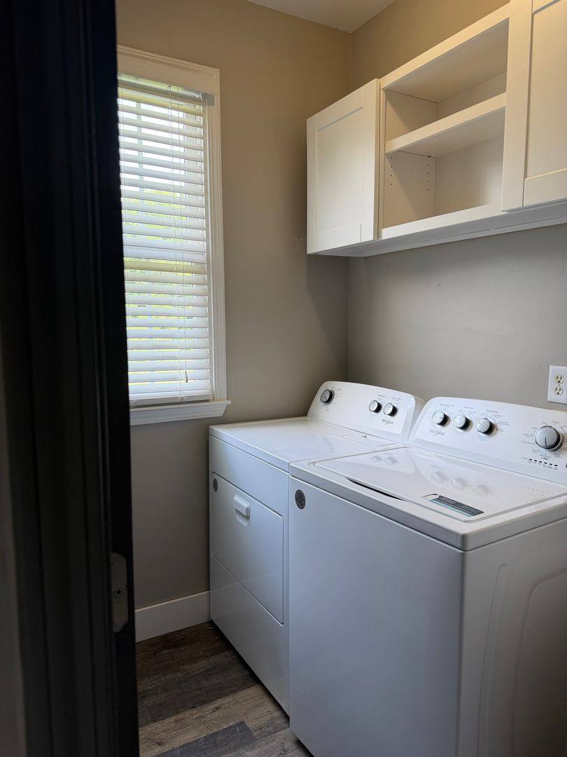 House for rent at 6331 Chestnut Hill Rd, Flowery Branch, GA 30542