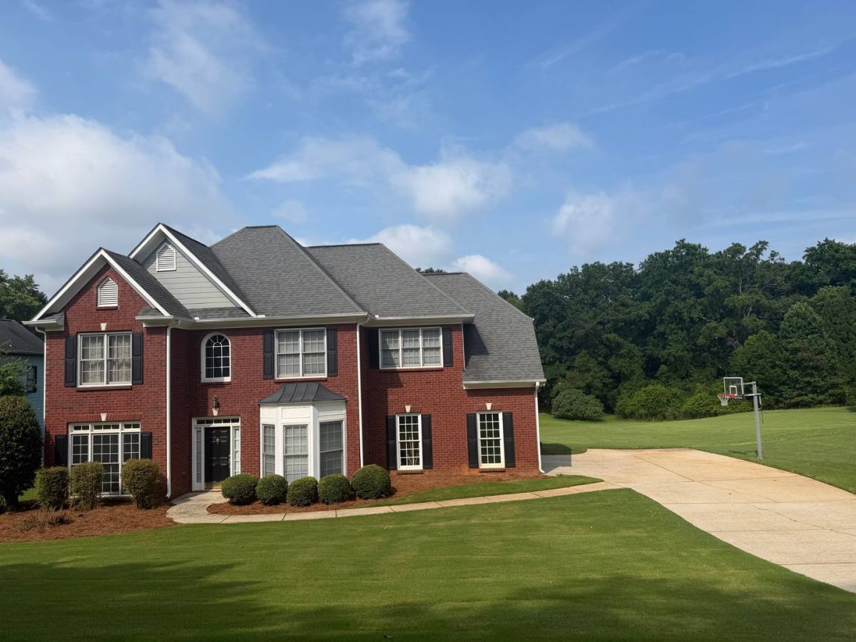 House for rent at 6331 Chestnut Hill Rd, Flowery Branch, GA 30542