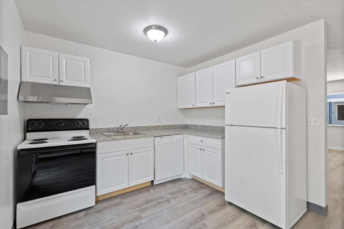 Apartment for rent at 13116 SE Powell Blvd, Portland, OR 97236
