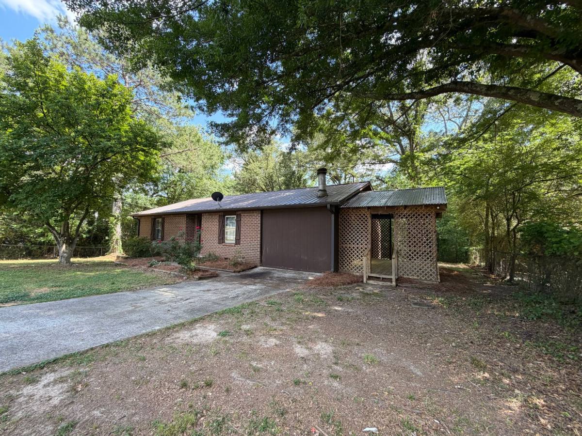 House for rent at 24 Woodberry Dr SE, Silver Creek, GA 30173