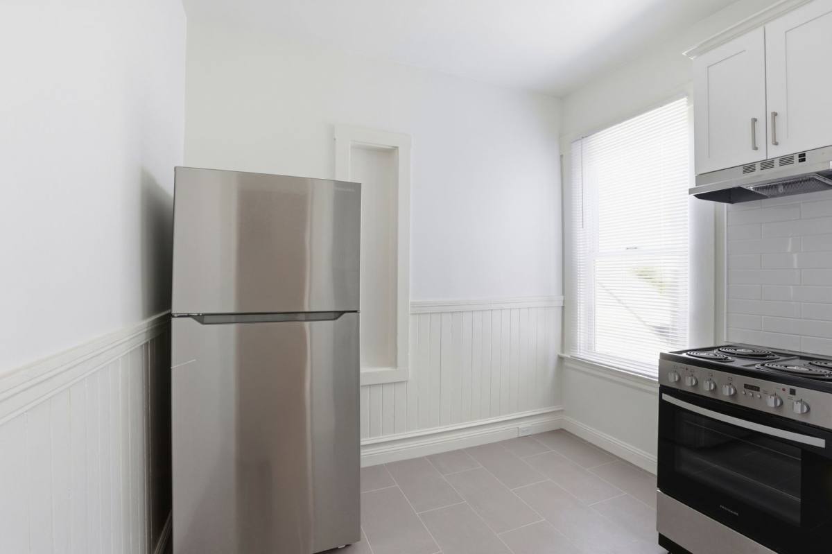 Apartment for rent at 1643 Castro St, San Francisco, CA 94114