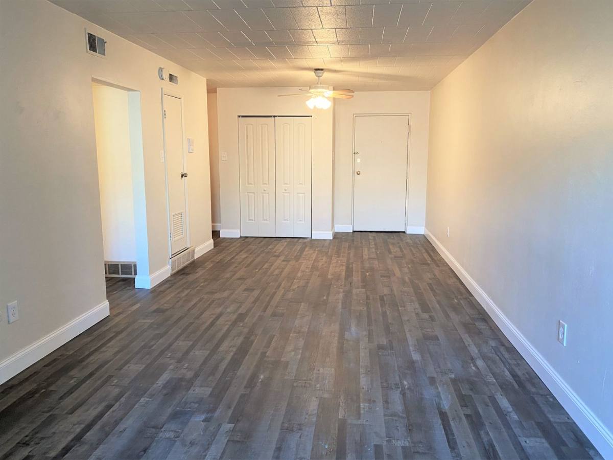 Townhouse for rent at 1704 Main St, Pittsburgh, PA 15215