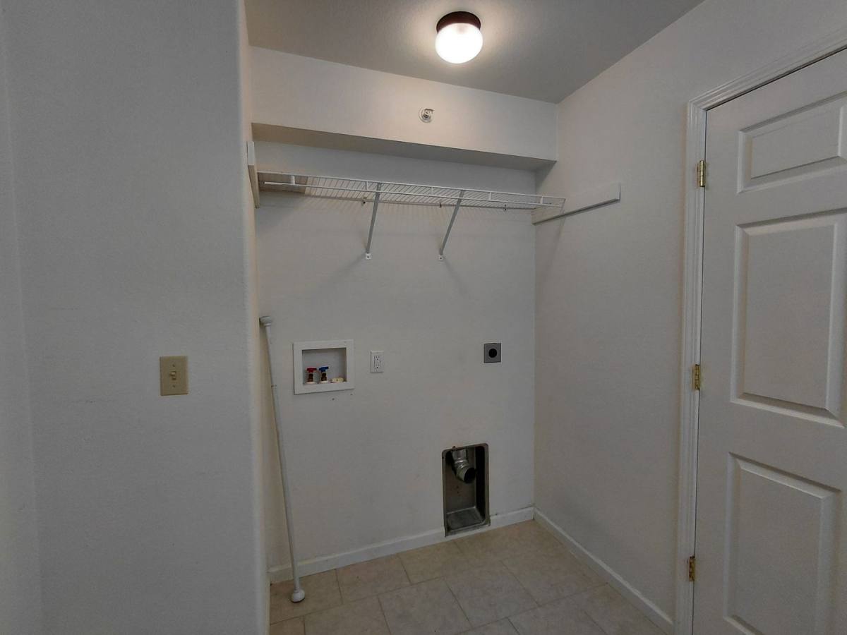 Apartment for rent at 114 Booker Rd, Waynesville, MO 65583