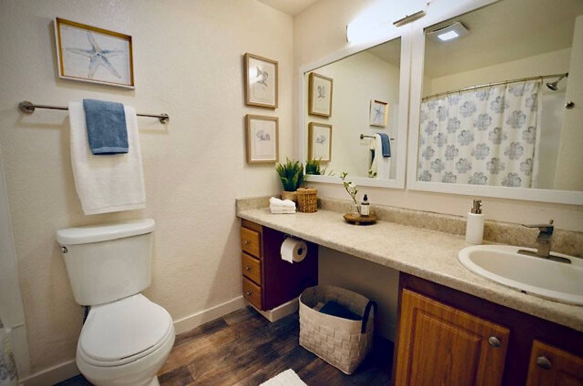 Townhouse for rent at 7621 36th St Court W, Tacoma, WA 98466