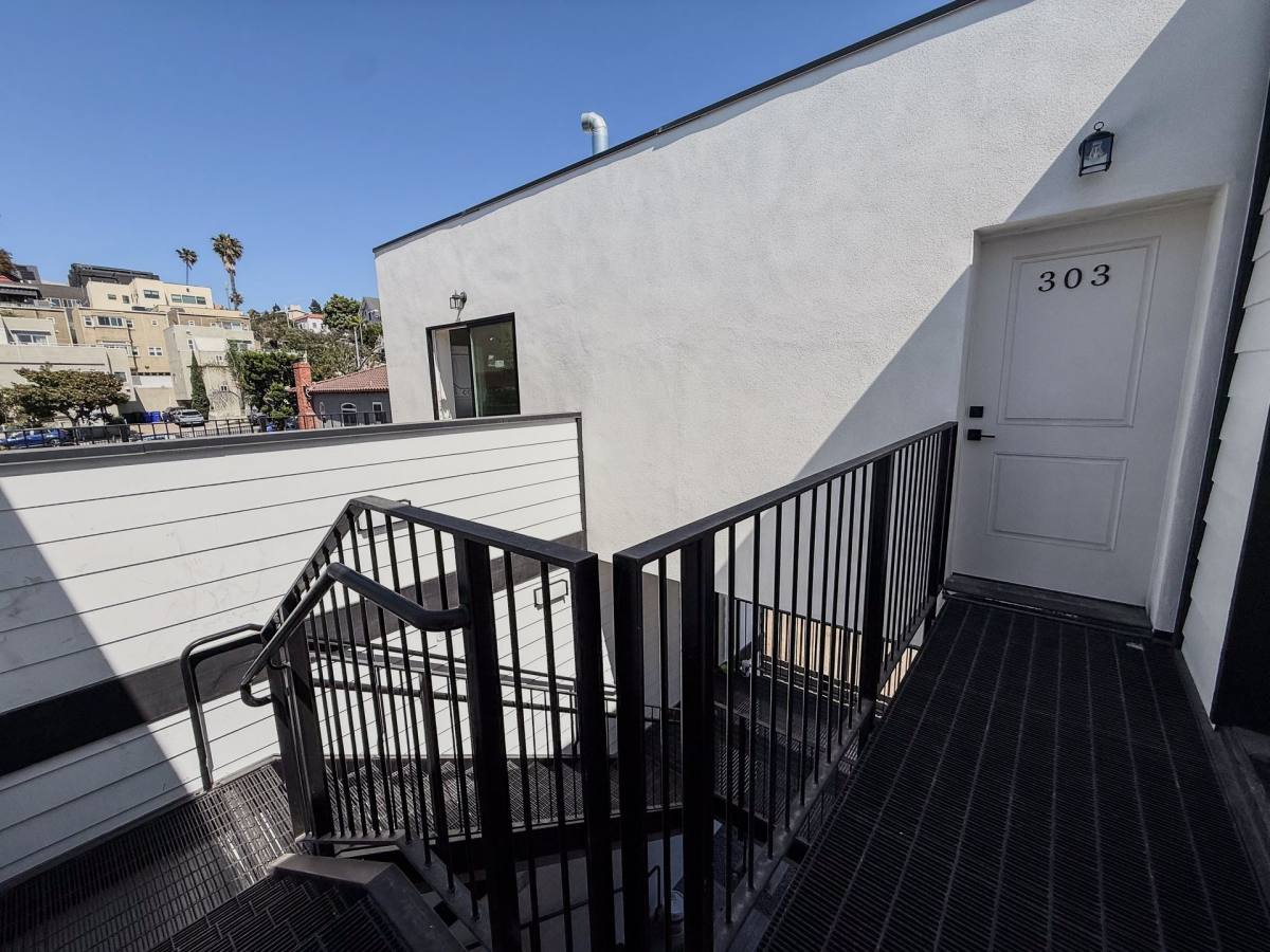 Apartment for rent at 2519 Columbia St, San Diego, CA 92103