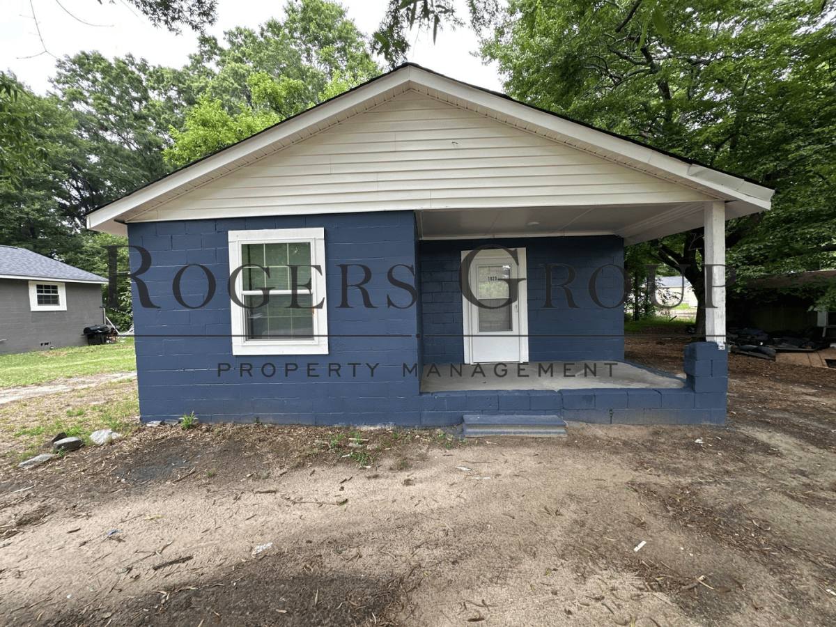 House for rent at 1023 Hughes St, Henderson, NC 27536
