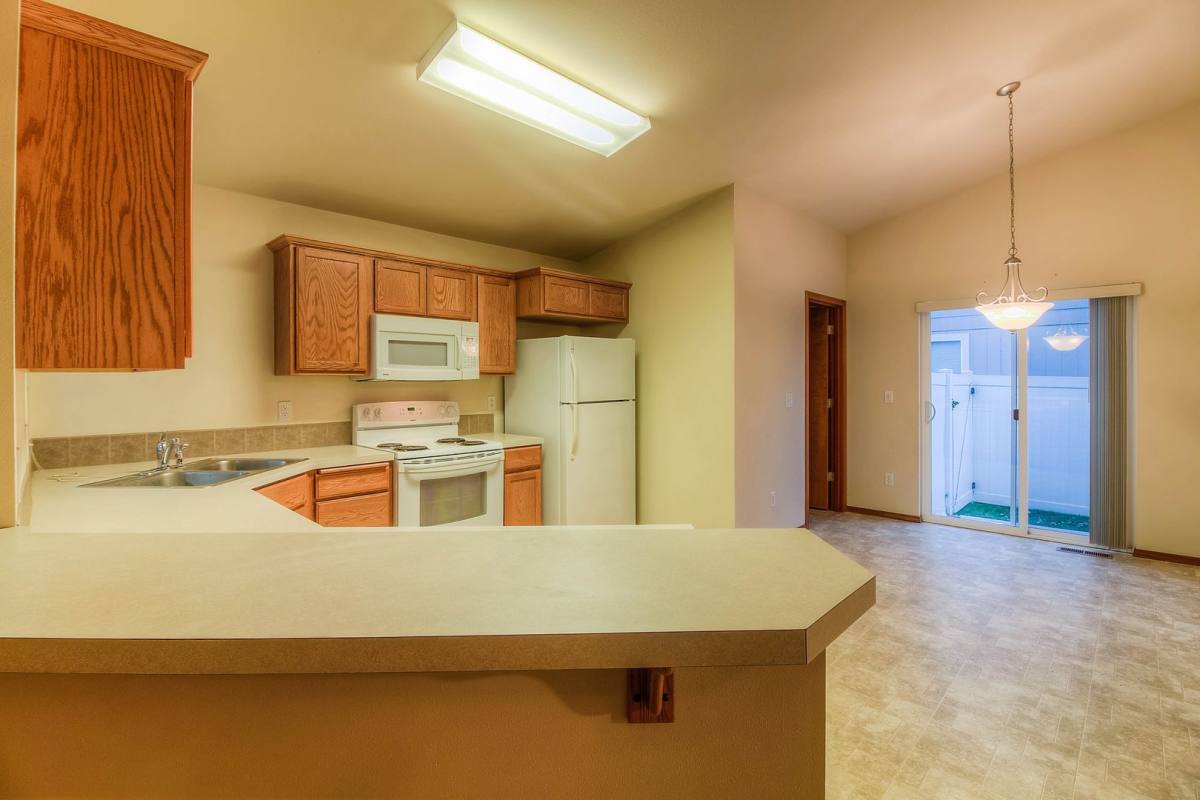 Apartment for rent at 1007 S 91st Ave, Yakima, WA 98908