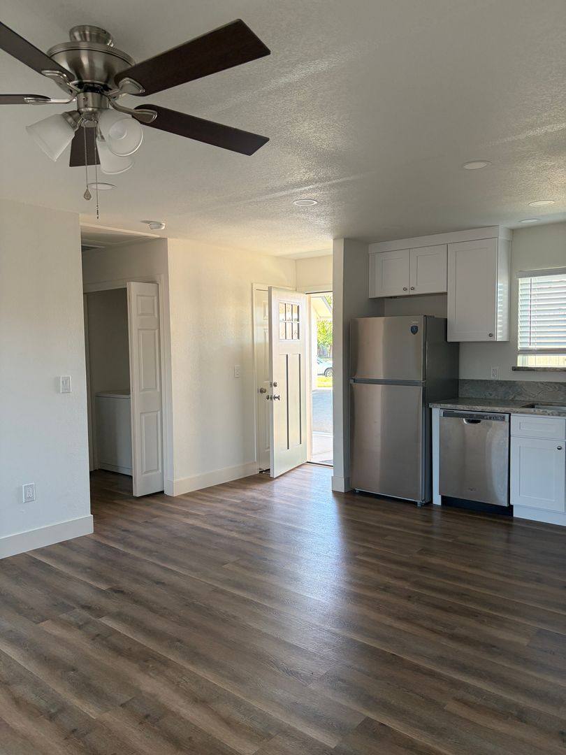 House for rent at 3143 Stern Way, Turlock, CA 95382