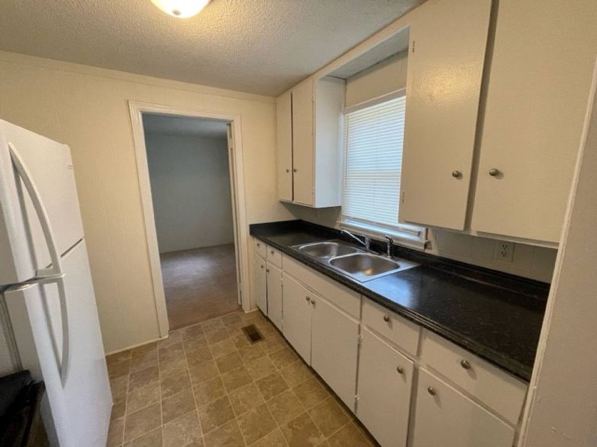 Apartment for rent at 1352 Briles Dr, Asheboro, NC 27205