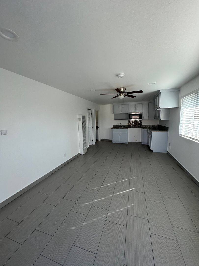 Apartment for rent at 8677 Dearborn Ave, South Gate, CA 90280