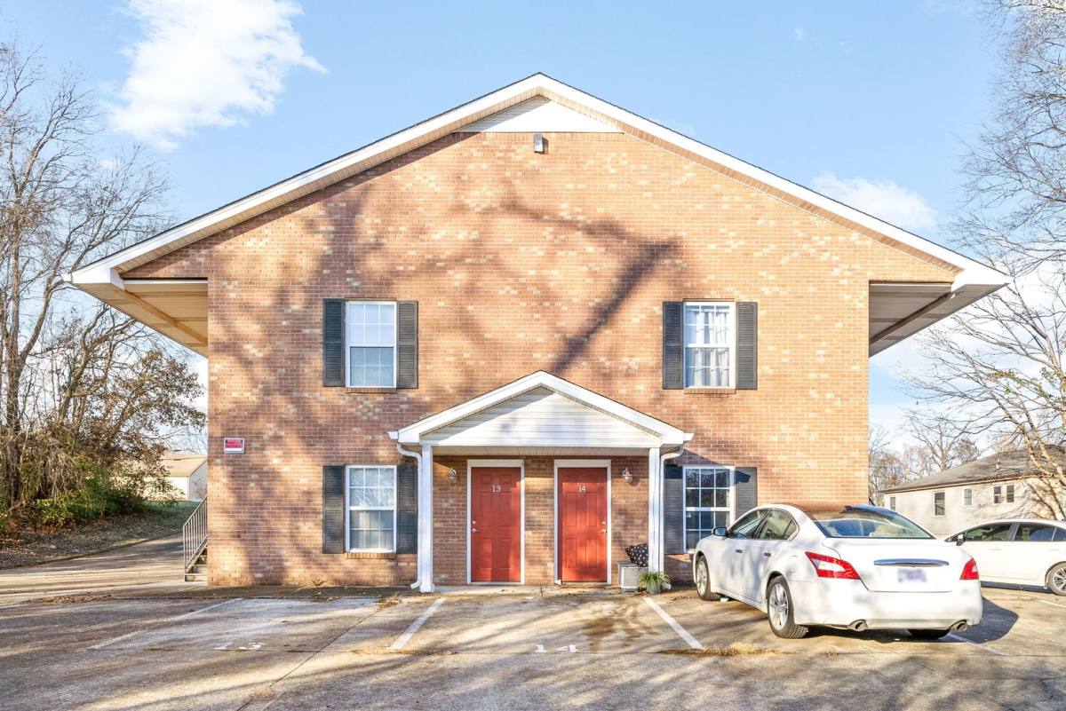 Apartment for rent at 765 Robb Ave, Clarksville, TN 37040