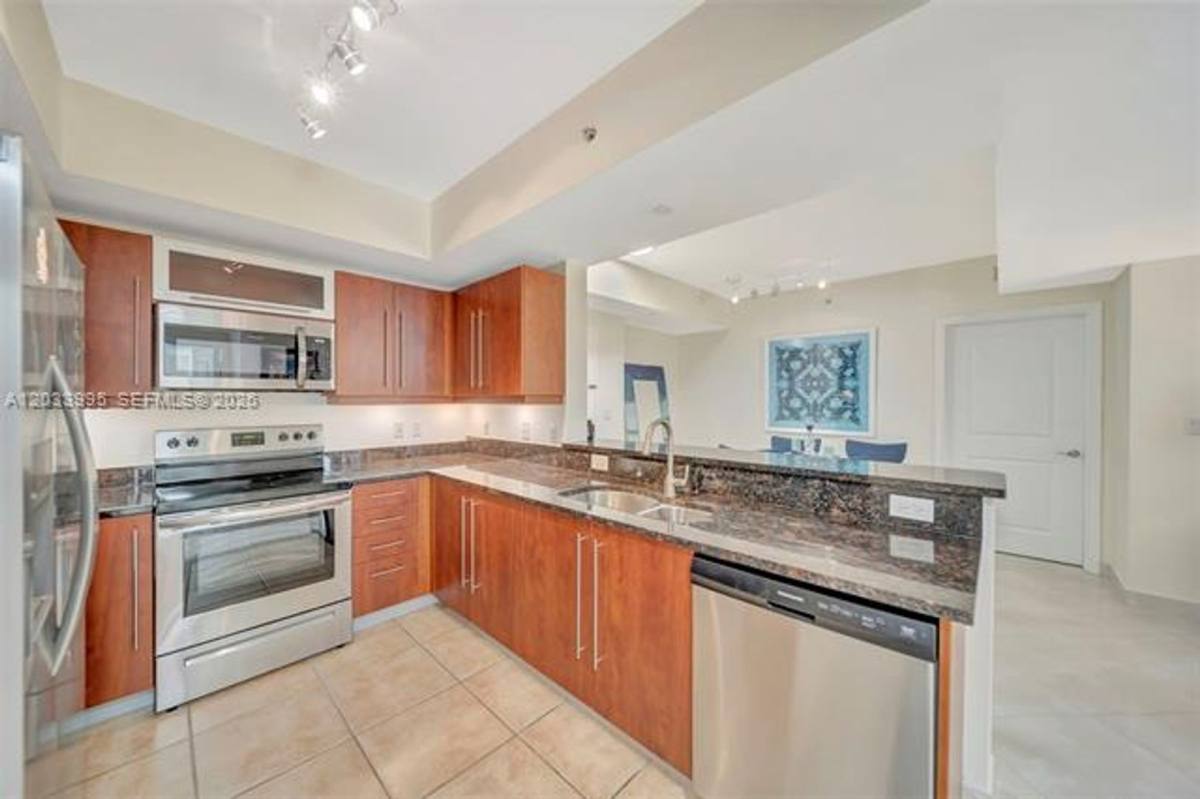 Apartment for rent at 7355 SW 89th St, Miami, FL 33156