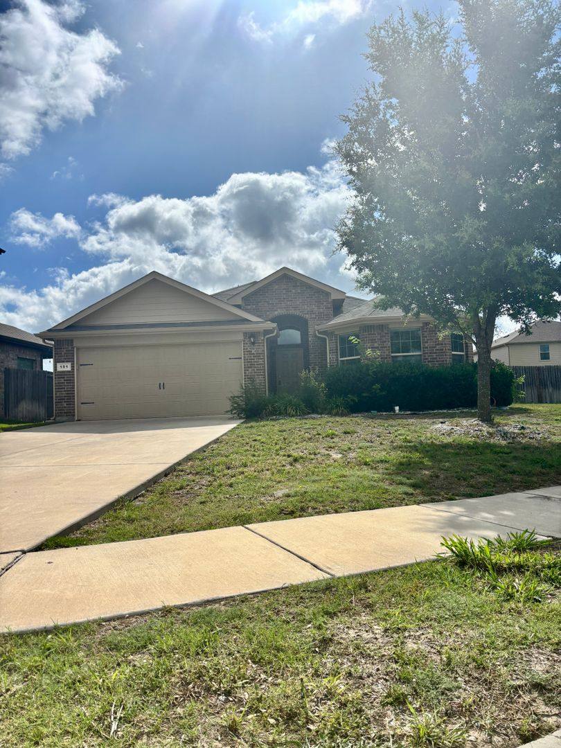House for rent at 151 Creekview Dr, Azle, TX 76020
