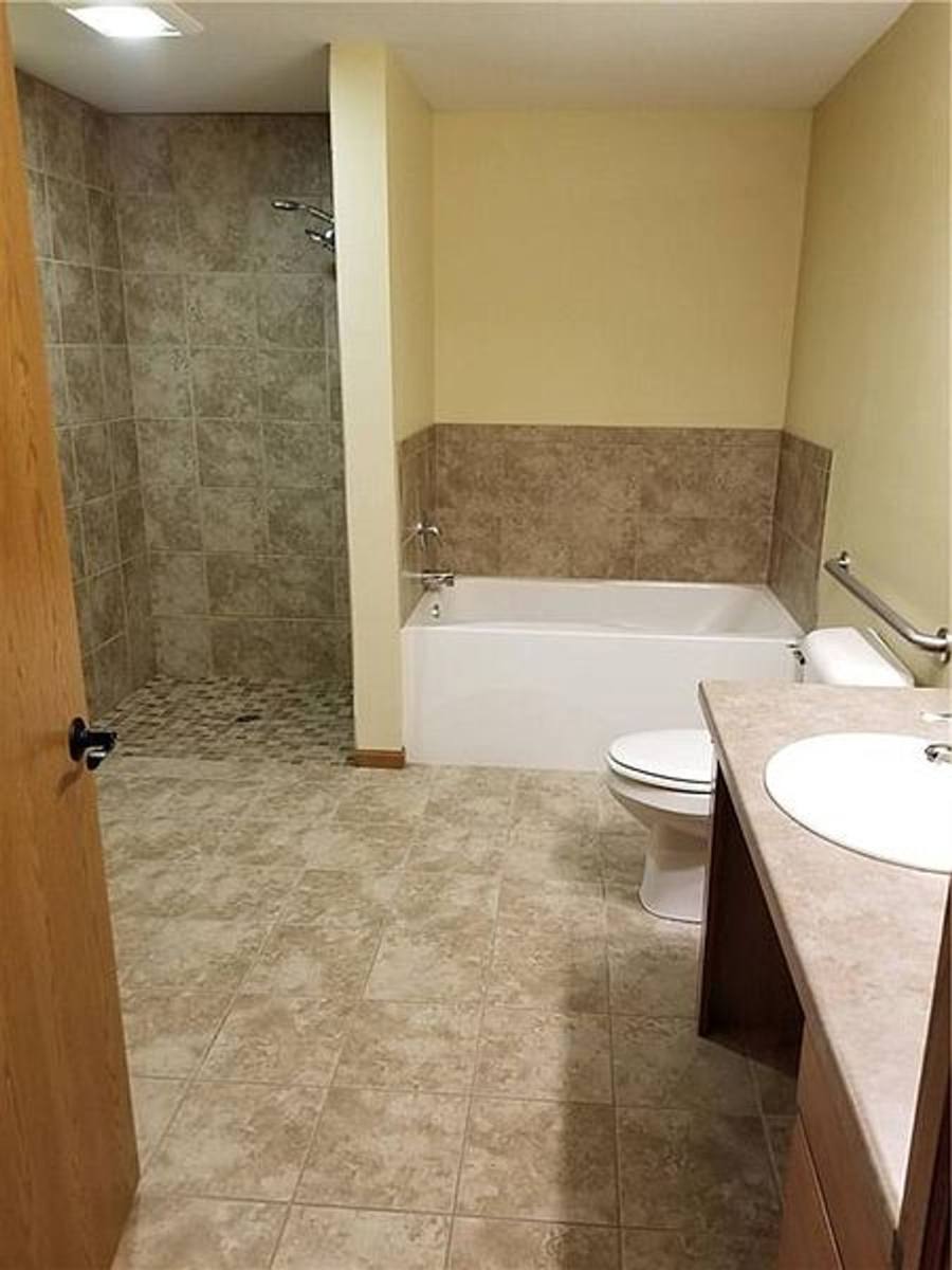 Apartment for rent at 5557-5559 Cyndi Court, Eau Claire, WI 54703