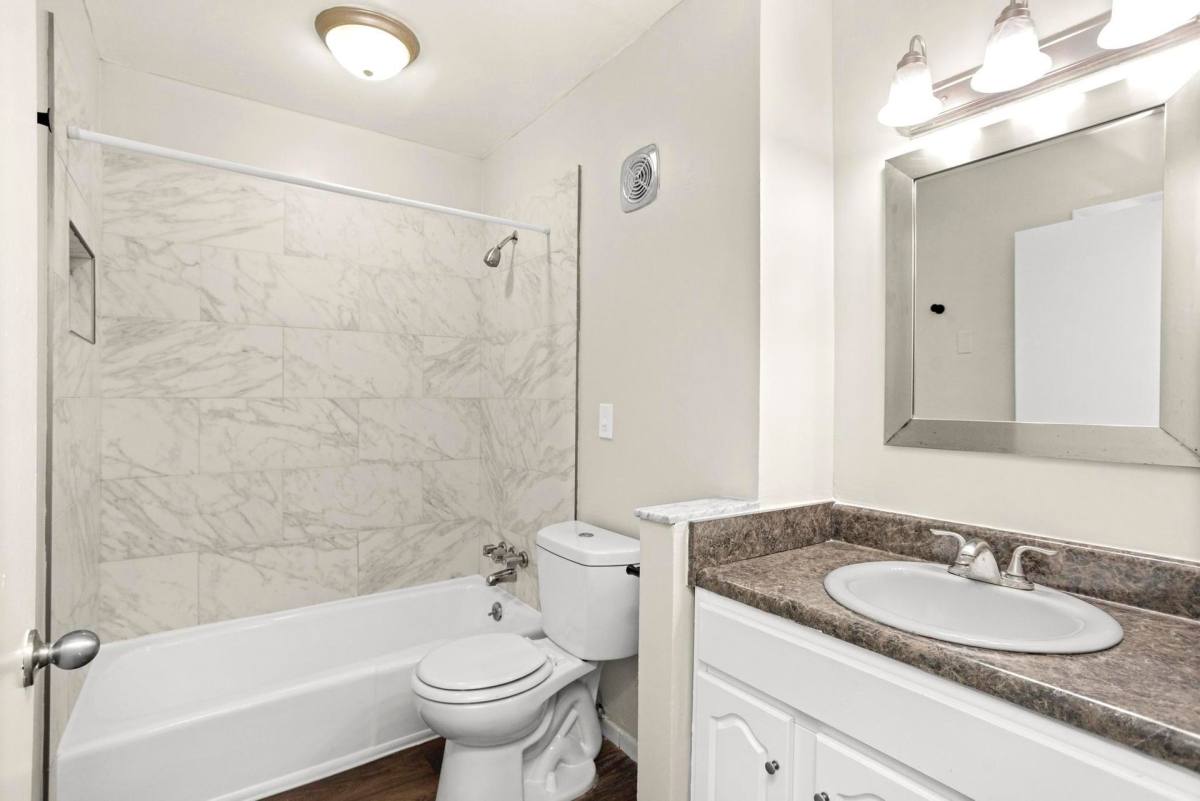 Apartment for rent at 1701 Gale Lane, Nashville, TN 37212