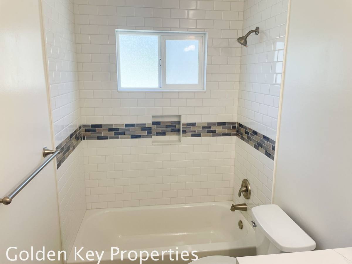 Apartment for rent at 3110-3130 Jefferson St, Carlsbad, CA 92008