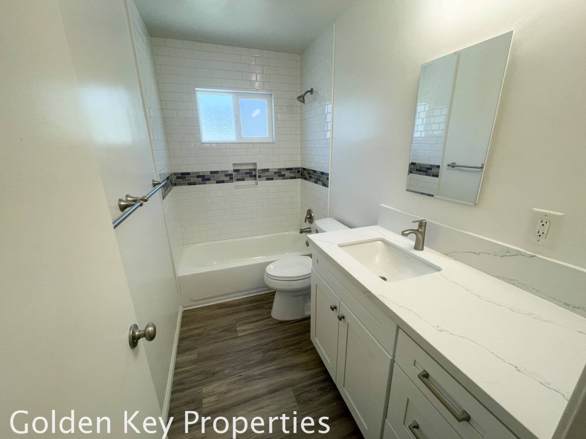 Apartment for rent at 3110-3130 Jefferson St, Carlsbad, CA 92008