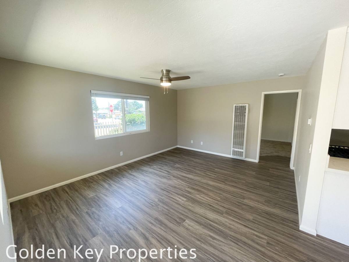 Apartment for rent at 3110-3130 Jefferson St, Carlsbad, CA 92008