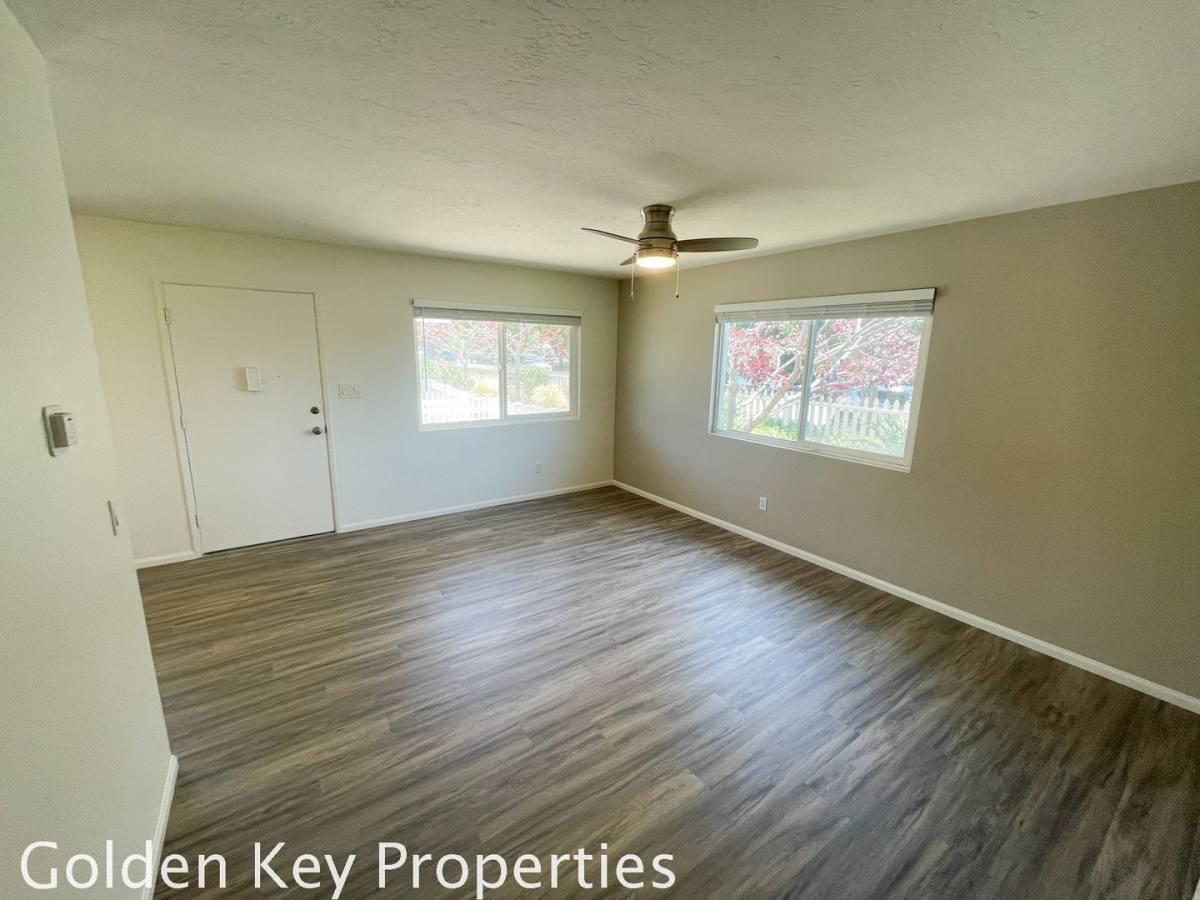 Apartment for rent at 3110-3130 Jefferson St, Carlsbad, CA 92008