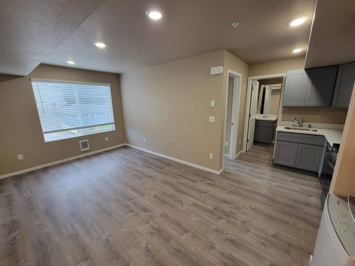 Apartment for rent at 4045 S Puget Sound Ave, Tacoma, WA 98409