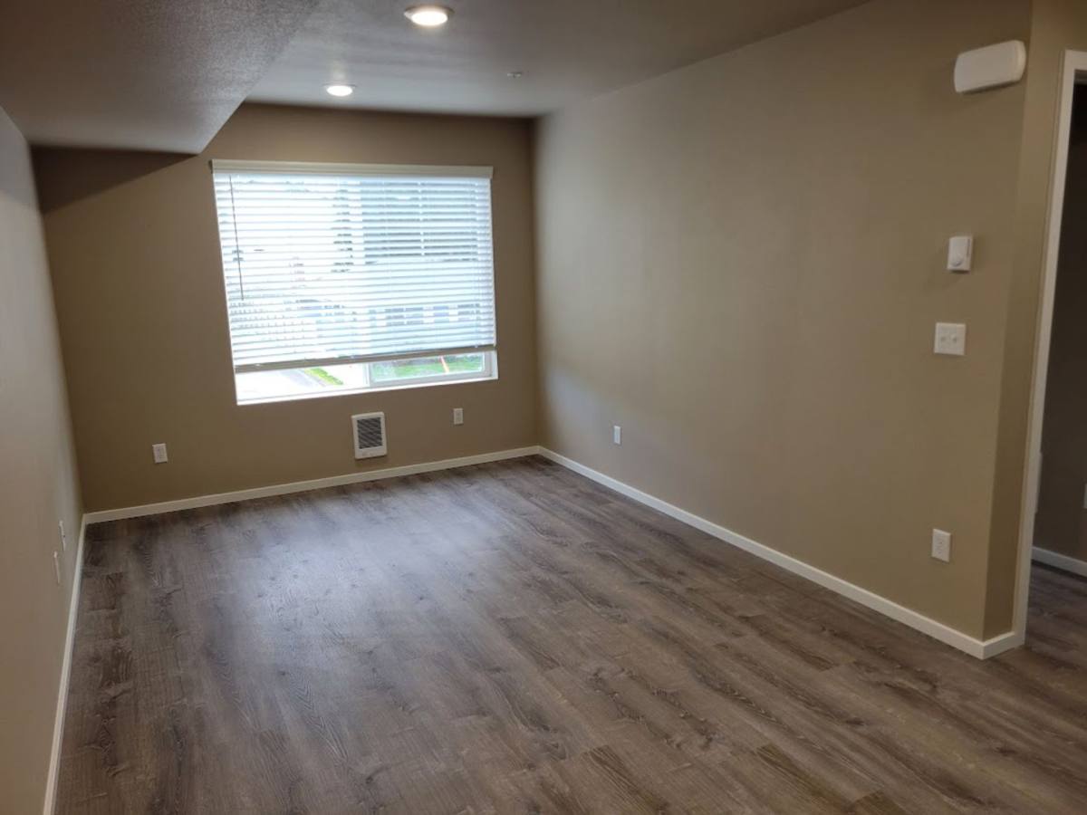 Apartment for rent at 4045 S Puget Sound Ave, Tacoma, WA 98409