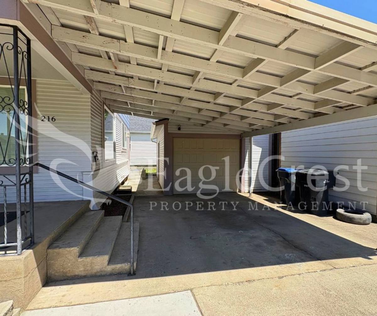 House for rent at 216 N Park St, Walla Walla, WA 99362