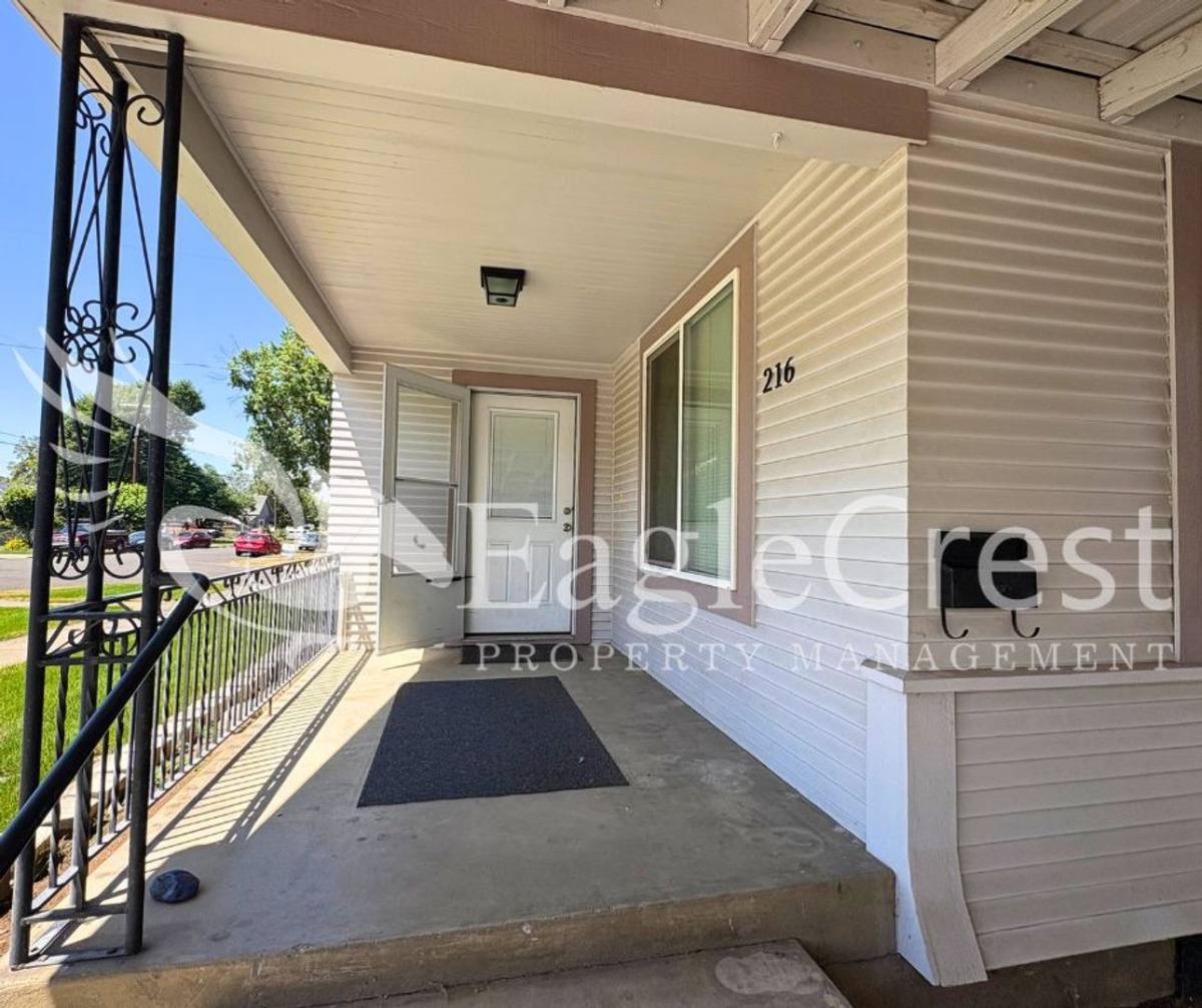 House for rent at 216 N Park St, Walla Walla, WA 99362