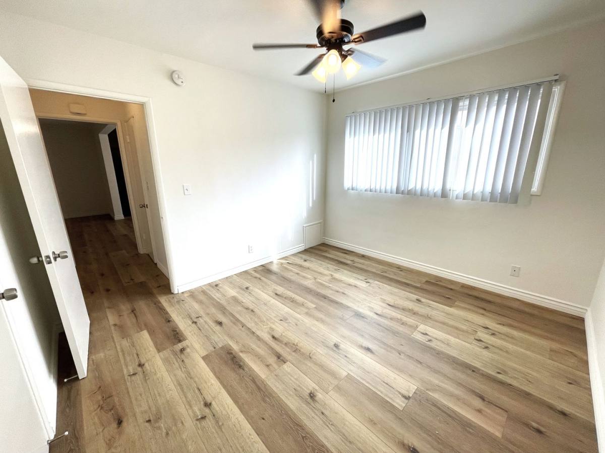 Apartment for rent at 3565 S Sepulveda Blvd, Los Angeles, CA 90034