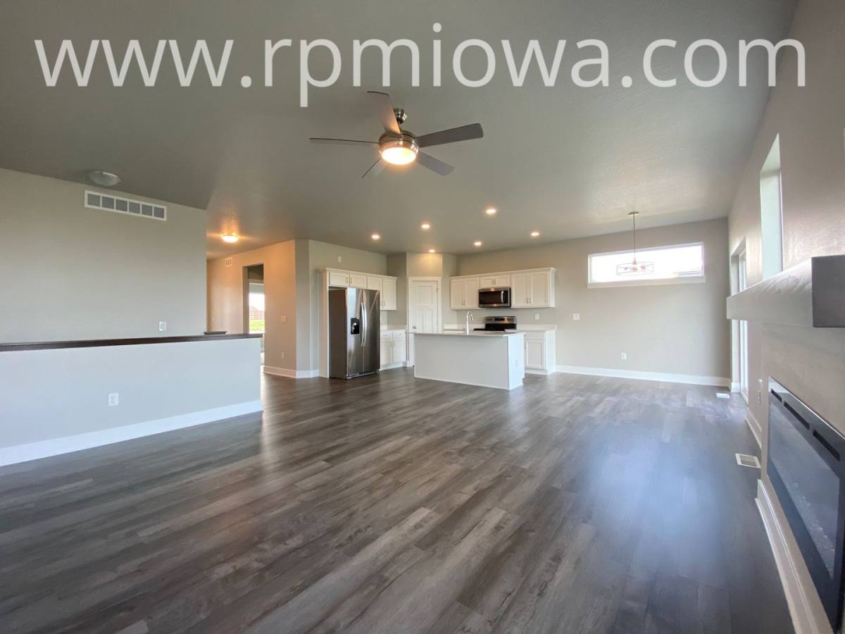 House for rent at 740 SE Drumlin Dr, Waukee, IA 50263