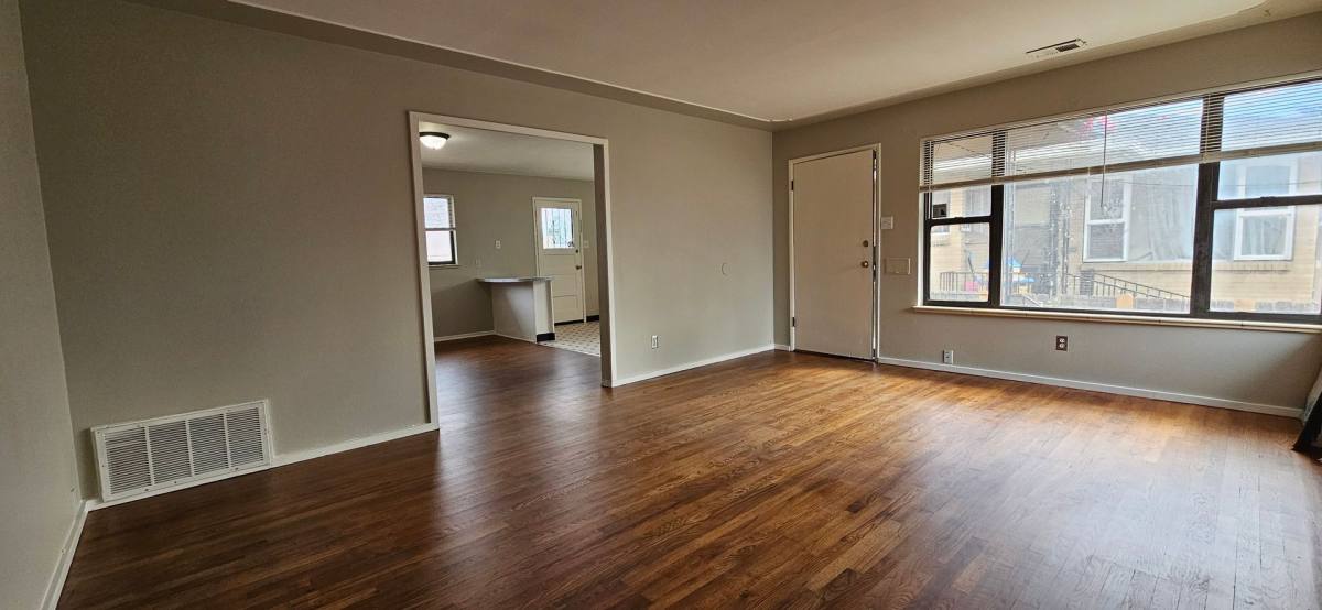 Townhouse for rent at 1136 Akron St, Aurora, CO 80010