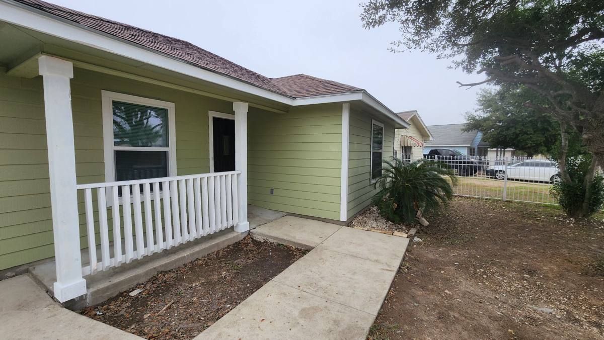 House for rent at 542 Pharis St, San Antonio, TX 78237