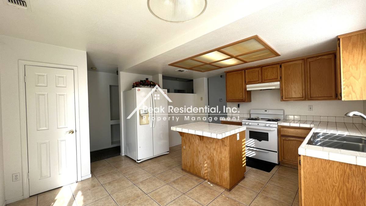 House for rent at 8274 Golden Park Court, Sacramento, CA 95828