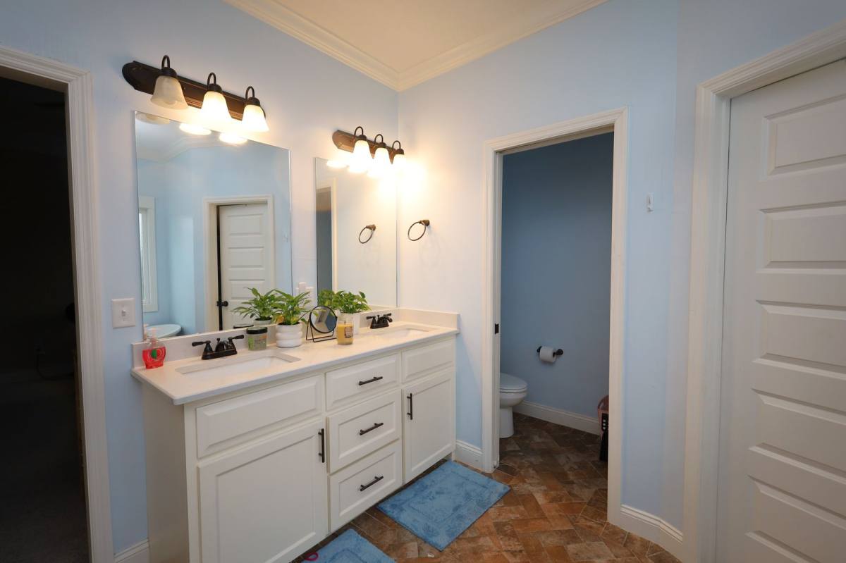 House for rent at 3962 Betty's Place, Hahira, GA 31632