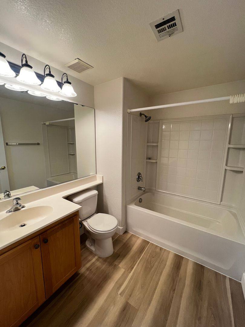 Condo for rent at 3915 Legend Hills St, Las Vegas, NV 89129