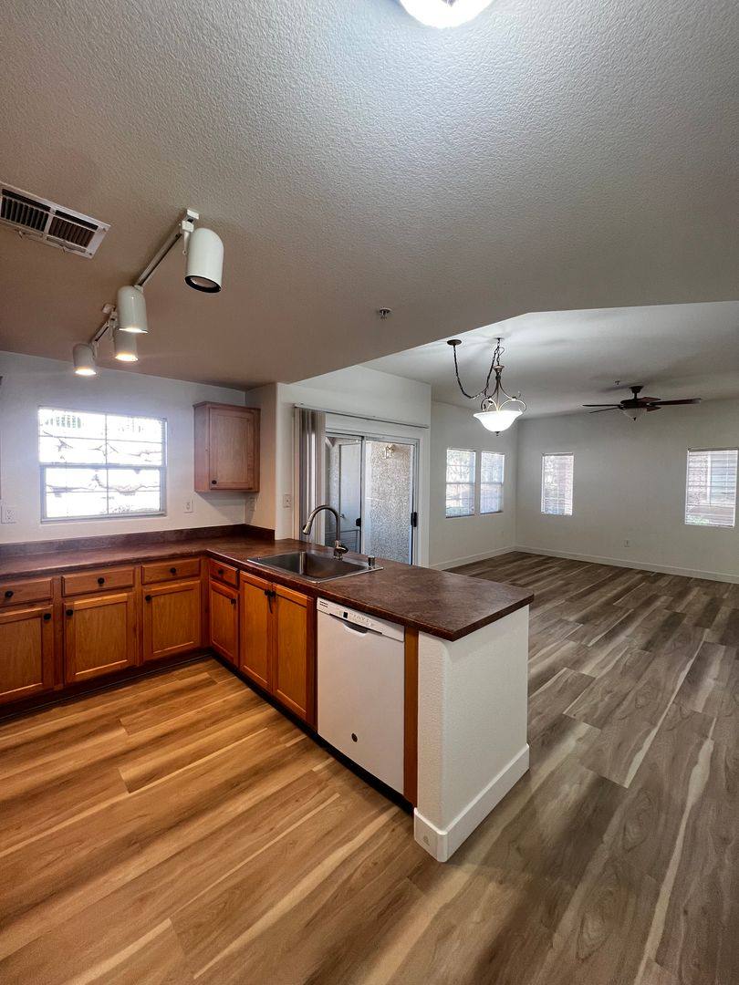 Condo for rent at 3915 Legend Hills St, Las Vegas, NV 89129