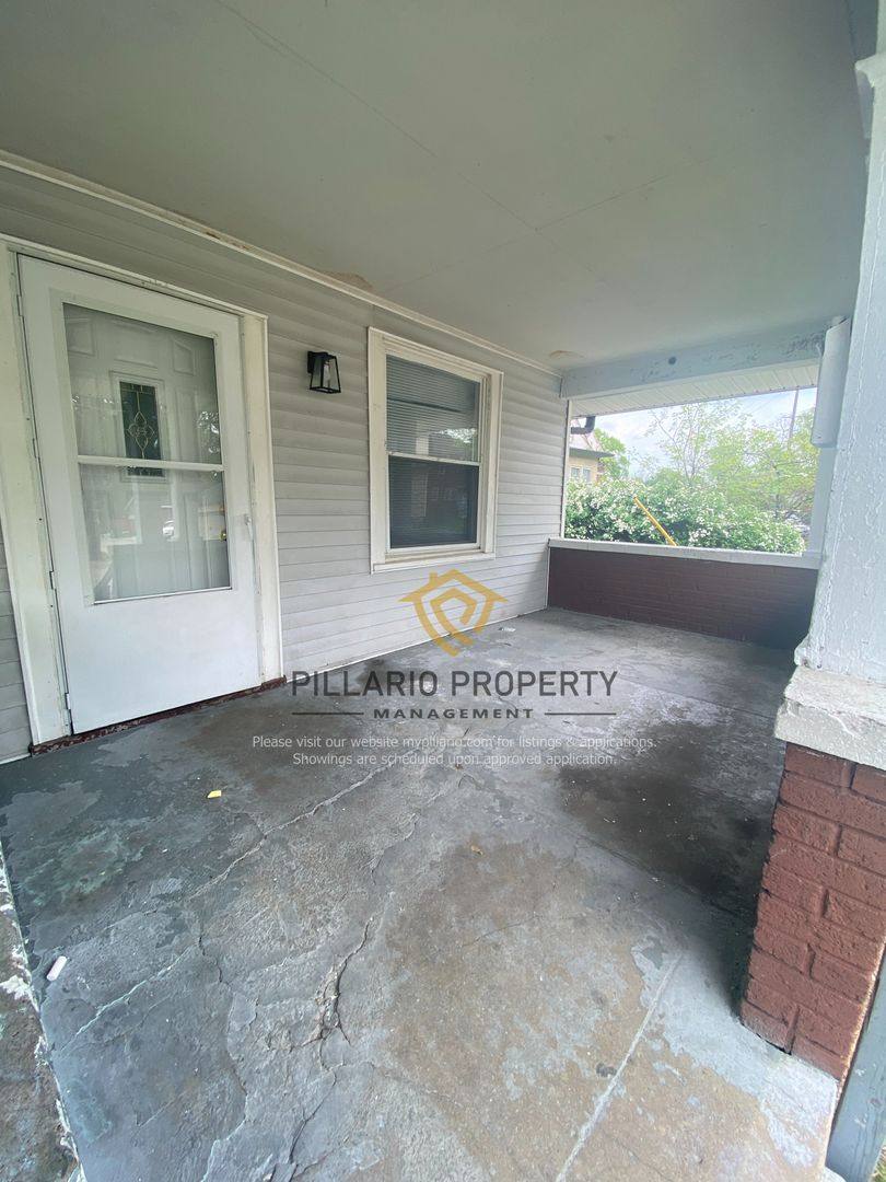 Apartment for rent at 916-918 Fairfield Ave, Indianapolis, IN 46205