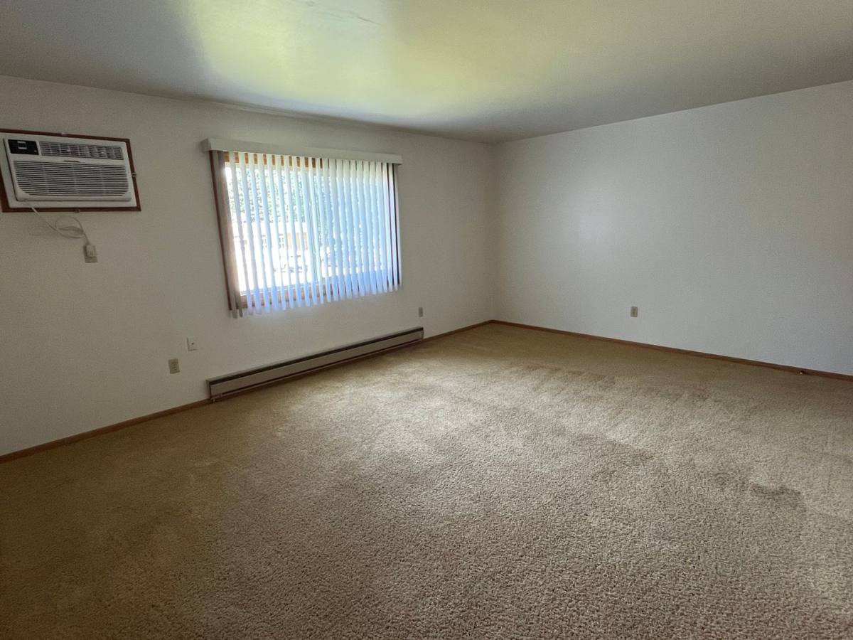 Apartment for rent at 410 4th Ave NE, Watertown, SD 57201