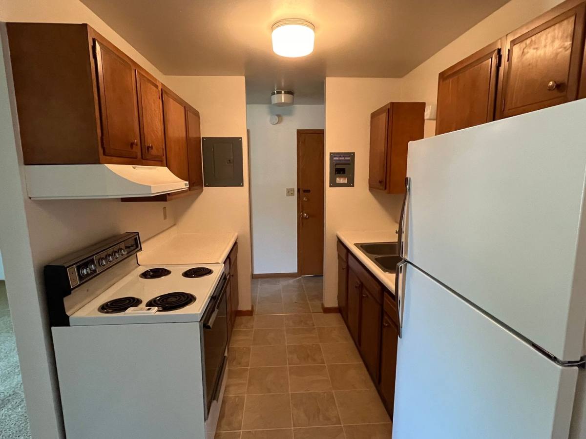 Apartment for rent at 410 4th Ave NE, Watertown, SD 57201