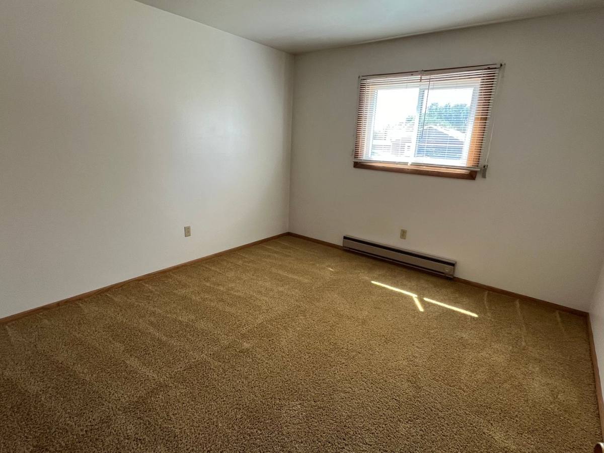 Apartment for rent at 410 4th Ave NE, Watertown, SD 57201