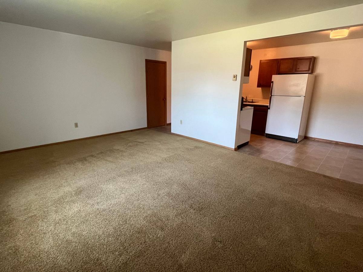 Apartment for rent at 410 4th Ave NE, Watertown, SD 57201