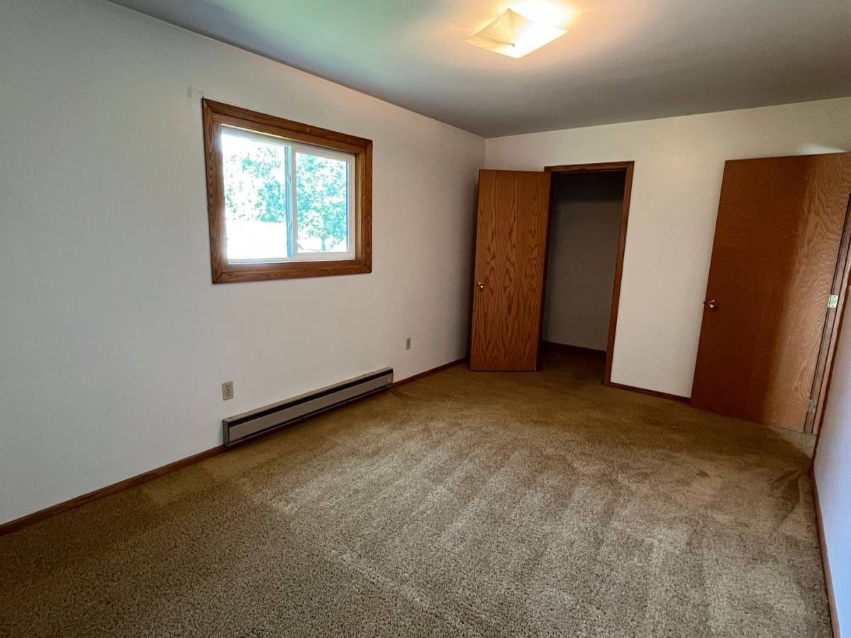 Apartment for rent at 410 4th Ave NE, Watertown, SD 57201