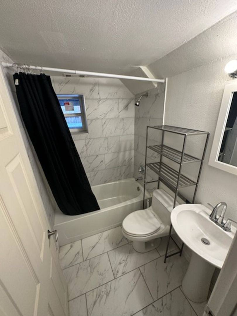 Apartment for rent at 4064 S Broadway St, Englewood, CO 80113